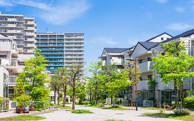 何度か現地を視察する